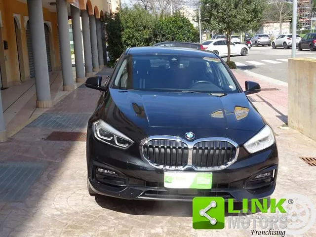 BMW 1 Series 2020 photo 2