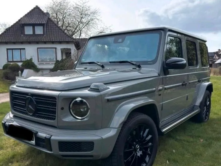Mercedes-Benz G500