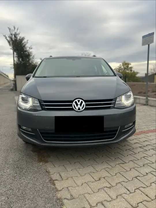 Volkswagen Sharan 2012 photo 3