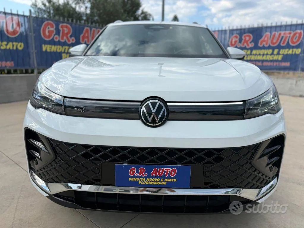 Volkswagen Tiguan 2024 photo 2