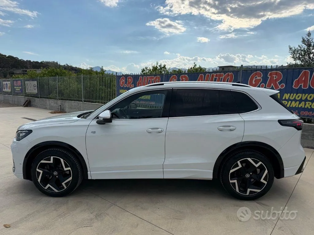 Volkswagen Tiguan 2024 photo 5