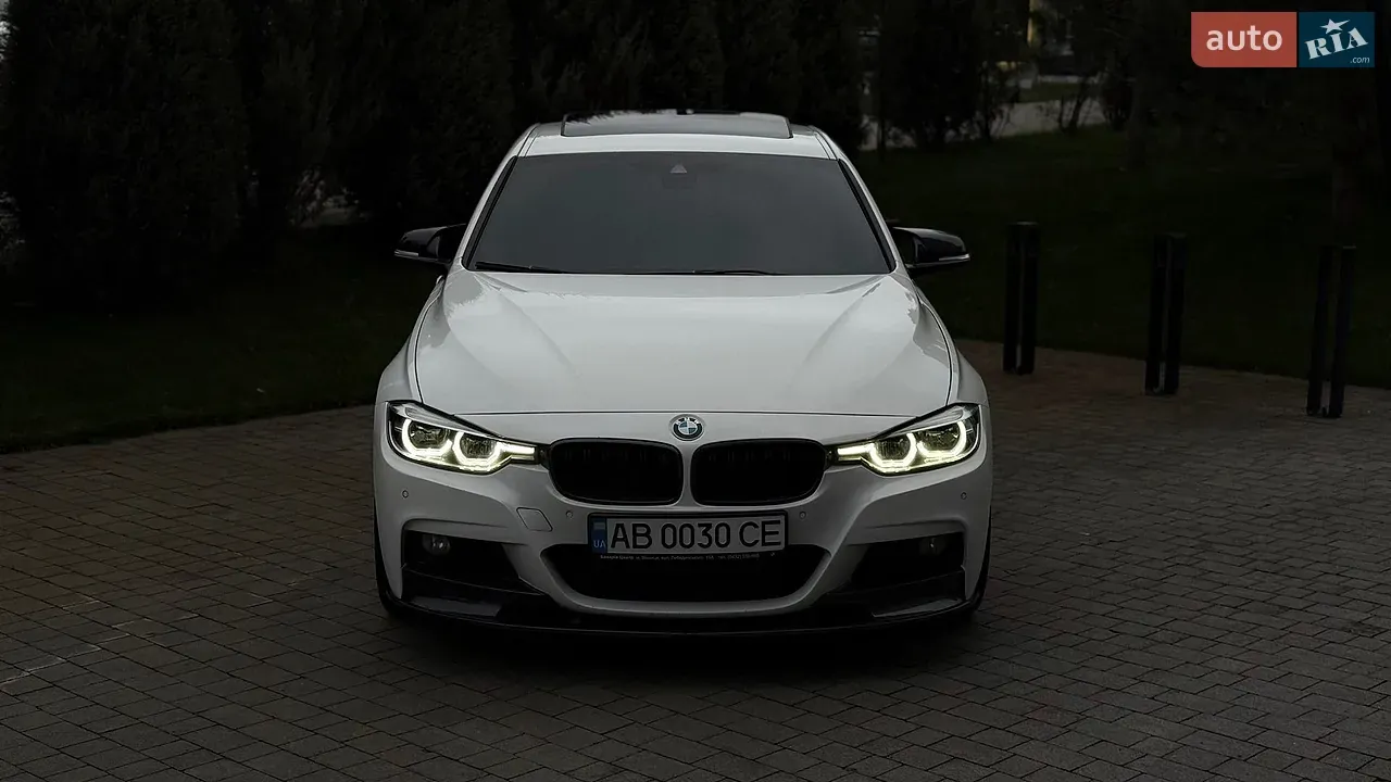 BMW 3 Series 2017 photo 3