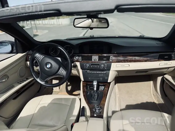 BMW 320D 2009 photo 4