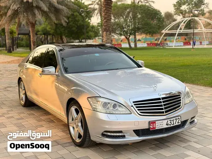 Mercedes-Benz S-Class 2010 photo 2
