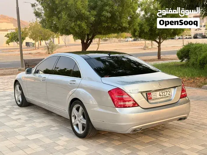 Mercedes-Benz S-Class 2010 photo 3