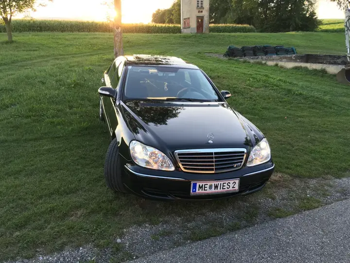 Mercedes-Benz S-Class 2005 photo 2