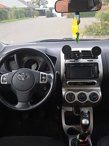 Toyota Urban Cruiser 2009 photo 5