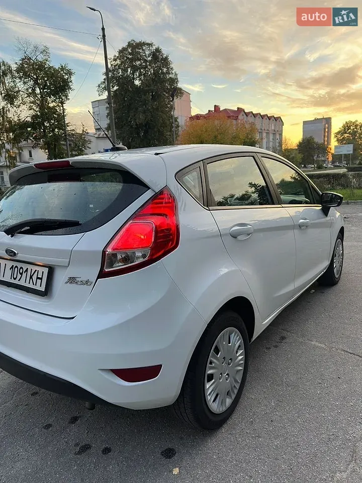 Ford Fiesta 2016 photo 4