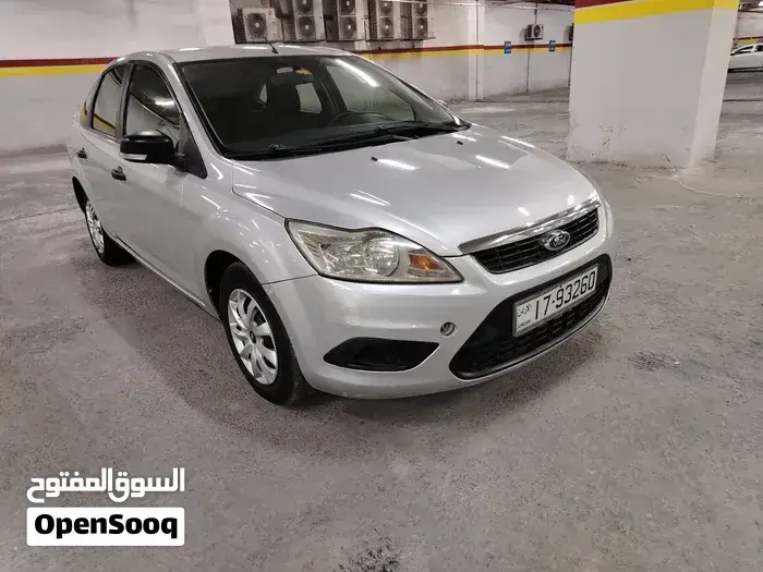 Ford Focus 2009 photo 2