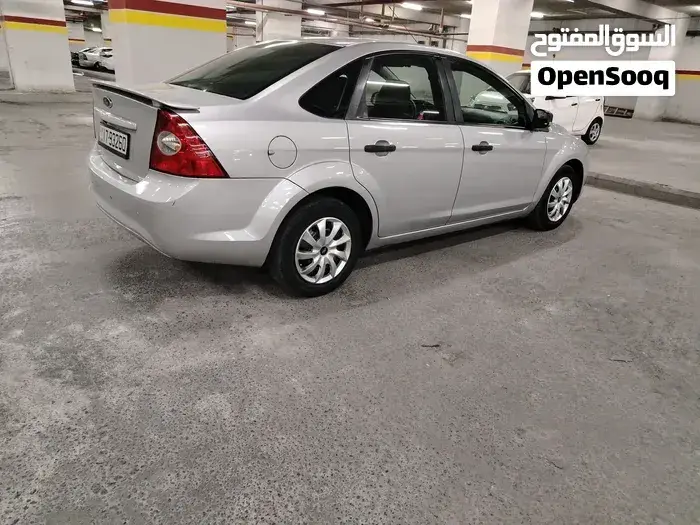 Ford Focus 2009 photo 4