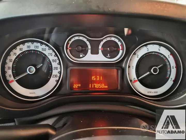 Fiat 500L 2015 photo 4