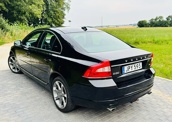 Volvo S80 2010 photo 3