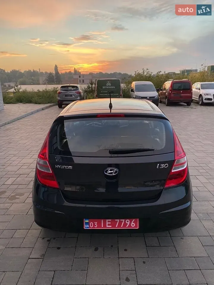 Hyundai I30 2010 photo 4