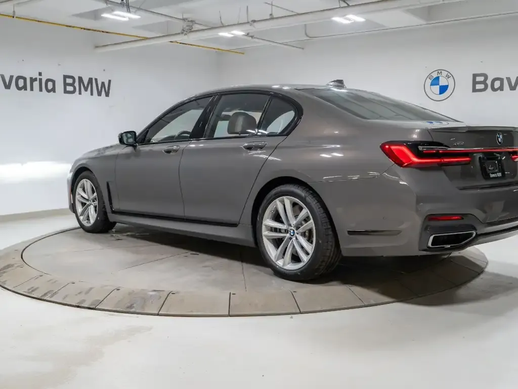 BMW 7 Series 2020 photo 3
