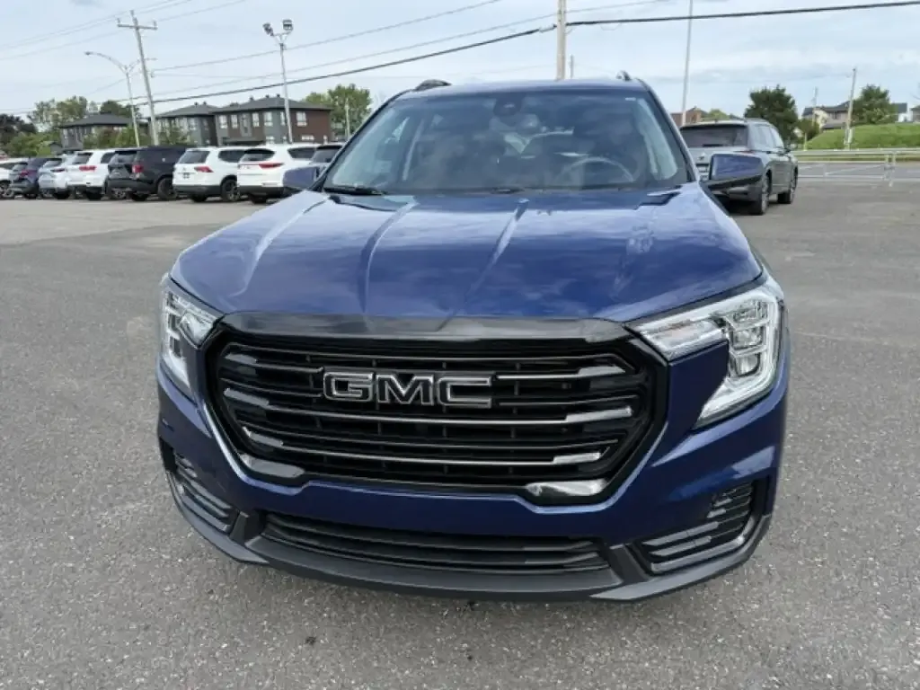 GMC Terrain 2022 photo 2