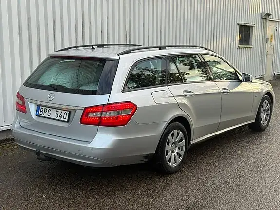 Mercedes-Benz E 200 2010 photo 4