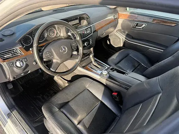 Mercedes-Benz E 200 2010 photo 5