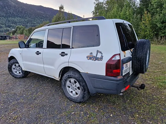 Mitsubishi Pajero 2006 photo 3