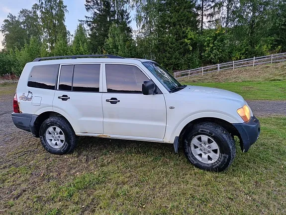 Mitsubishi Pajero 2006 photo 5