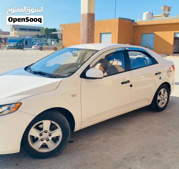 Kia Forte 2011 photo 4