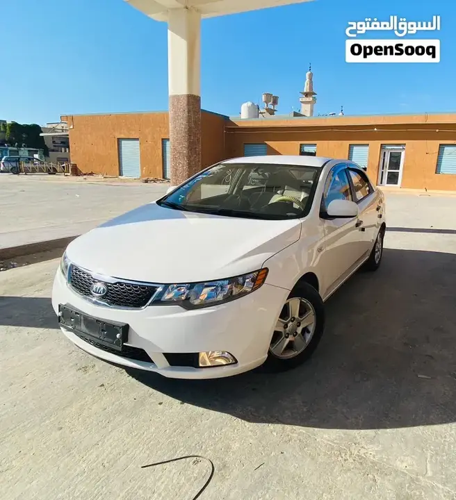 Kia Forte 2011 photo 3
