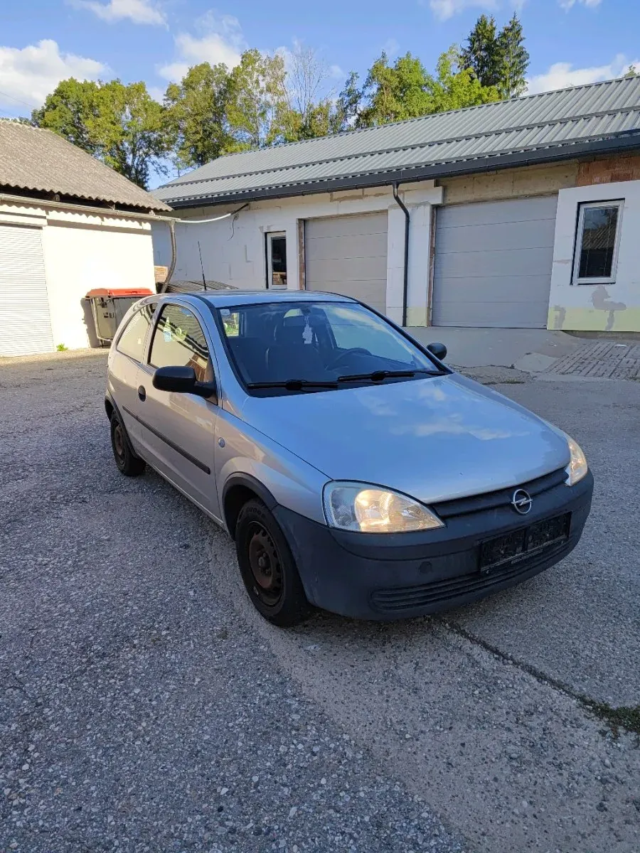 Opel Corsa 2001 photo 2