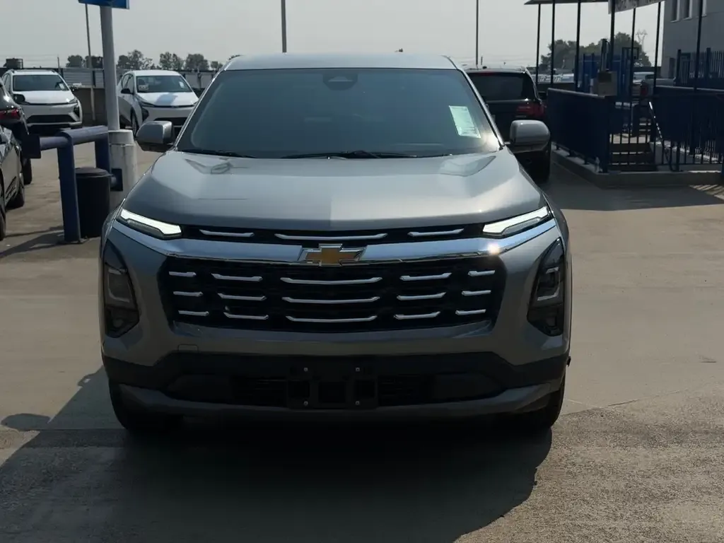 Chevrolet Equinox 2027 photo 2