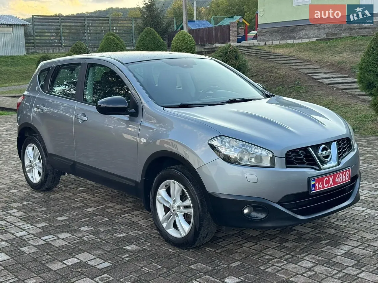 Nissan Qashqai 2012 photo 5