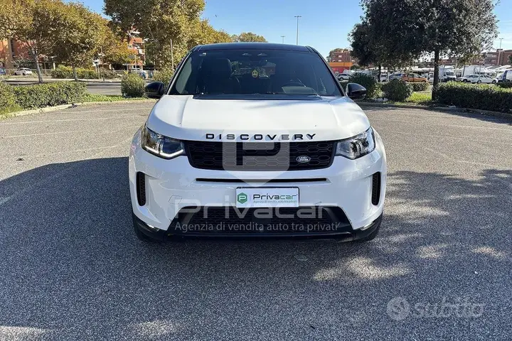 Land Rover Discovery Sport 2021 photo 2