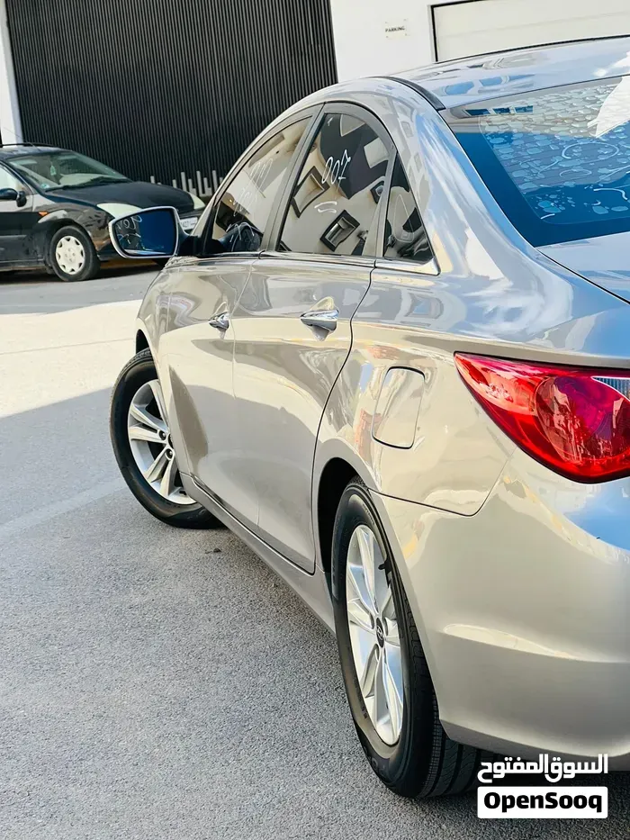 Hyundai Sonata 2012 photo 3