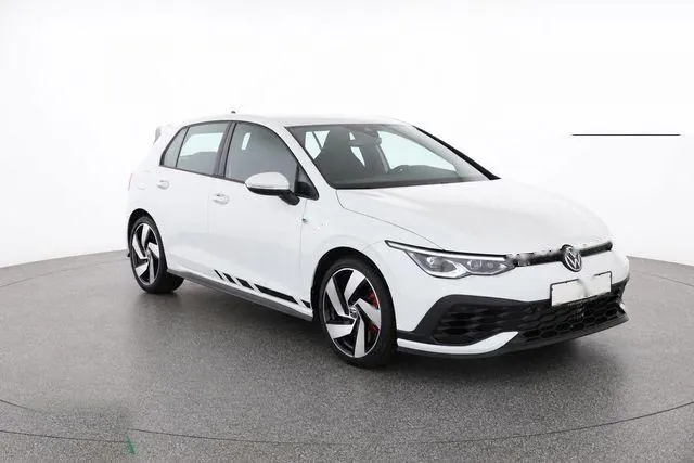 Volkswagen Golf Viii
