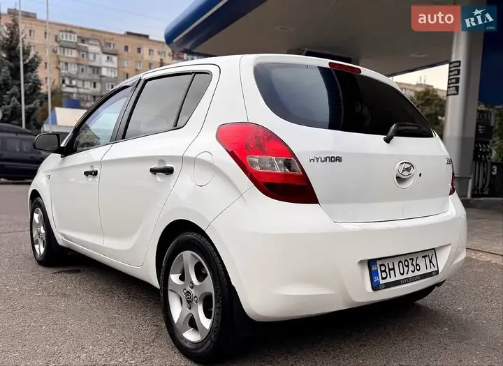 Hyundai I20 2010 photo 5