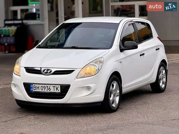 Hyundai I20