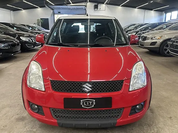 Suzuki Swift 2010 photo 2