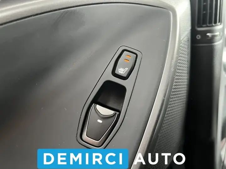 Hyundai Santa Fe 2016 photo 4
