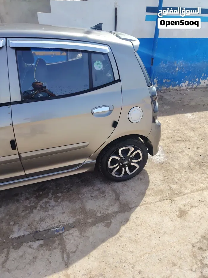 Kia Picanto 2012 photo 4