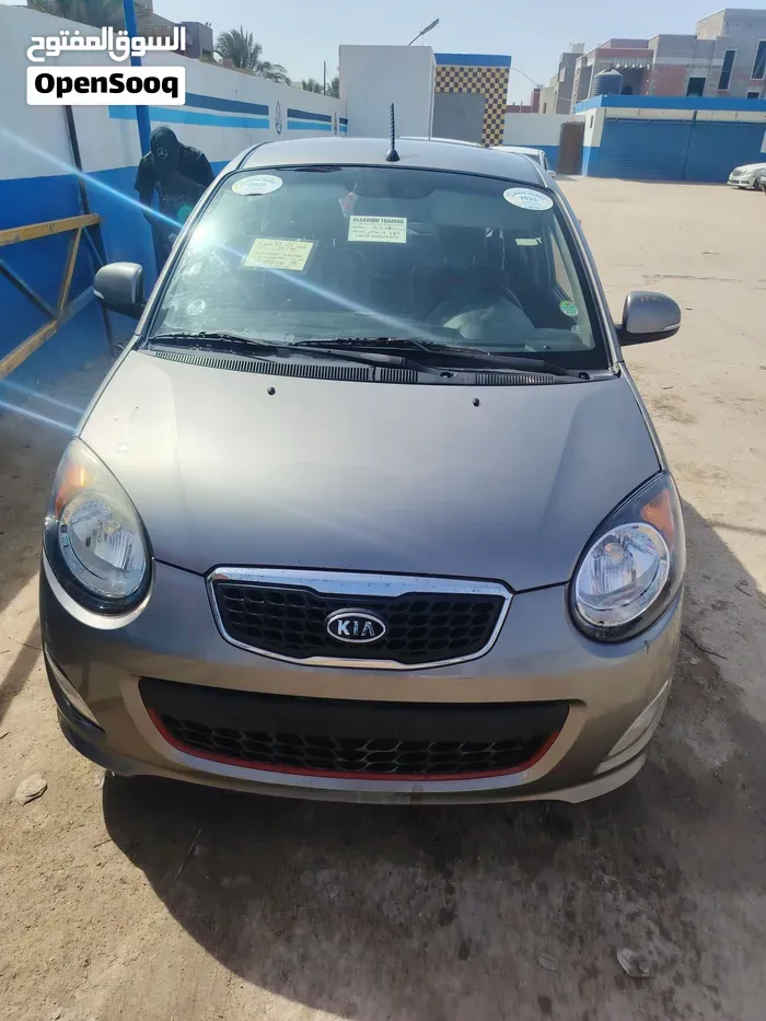 Kia Picanto 2012 photo 2