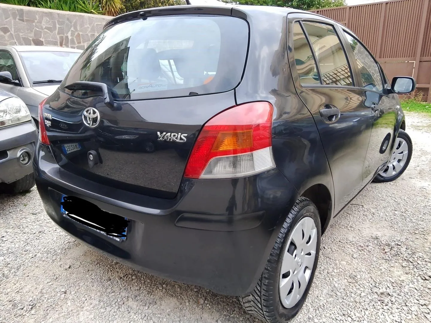 Toyota Yaris 2010 photo 3