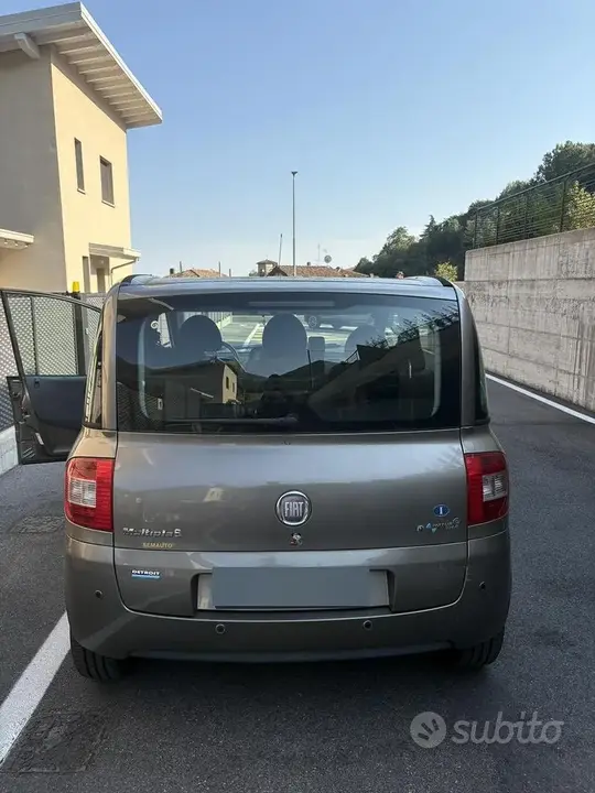 Fiat Multipla 2010 photo 3