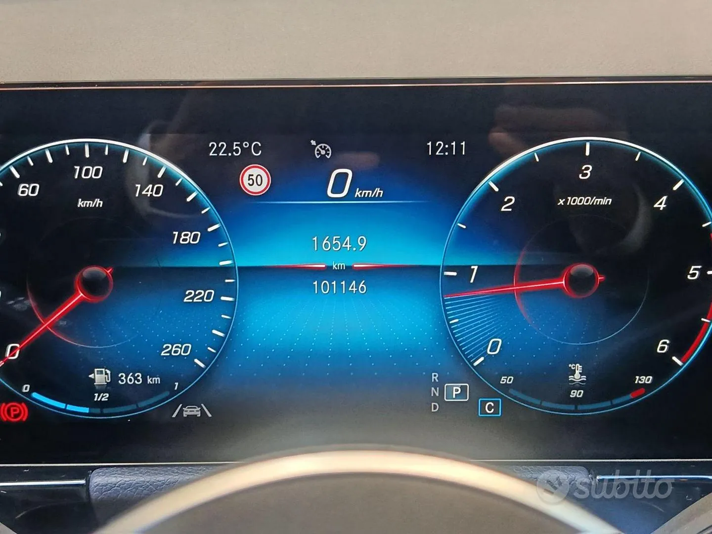Mercedes-Benz B200D 2023 photo 5