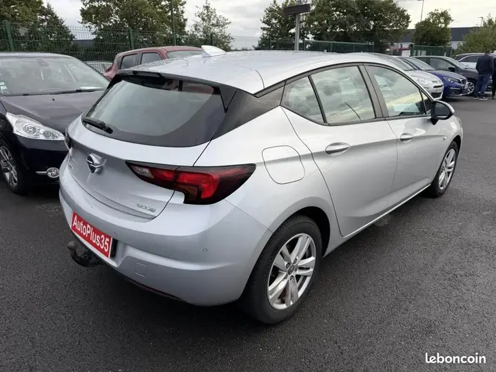Opel Astra 2017 photo 3