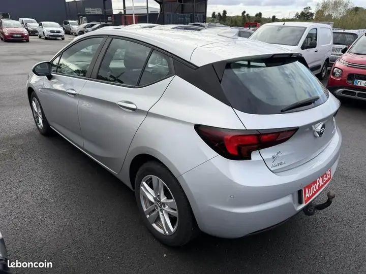 Opel Astra 2017 photo 4