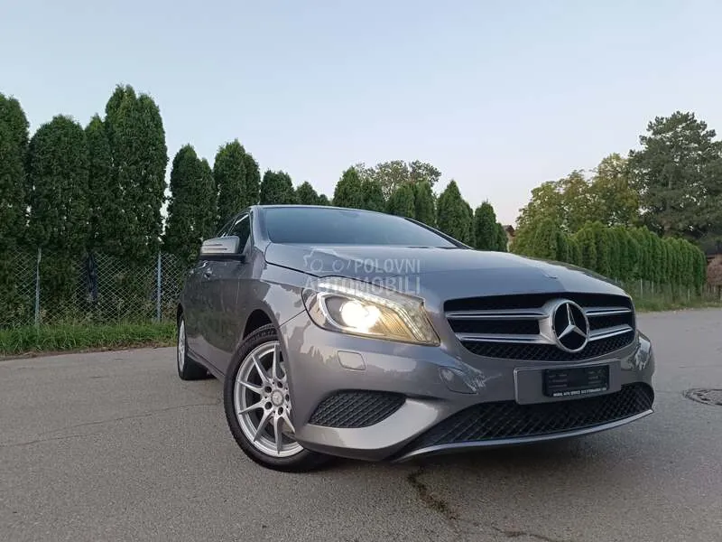 Mercedes-Benz A200 2013 photo 5
