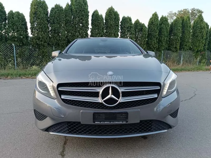 Mercedes-Benz A200 2013 photo 3