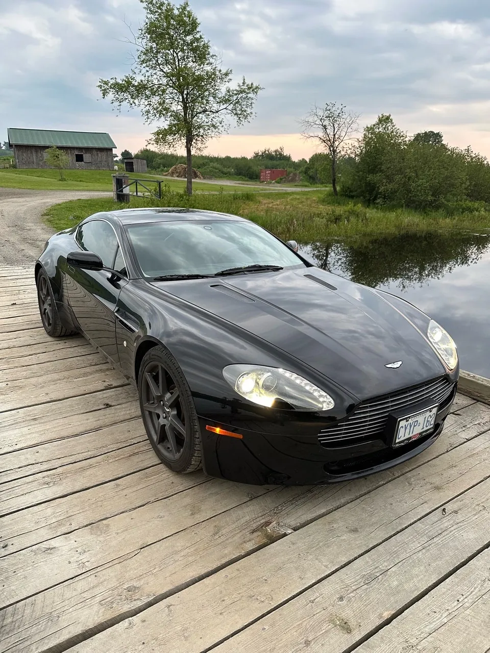 Aston Martin Vantage
