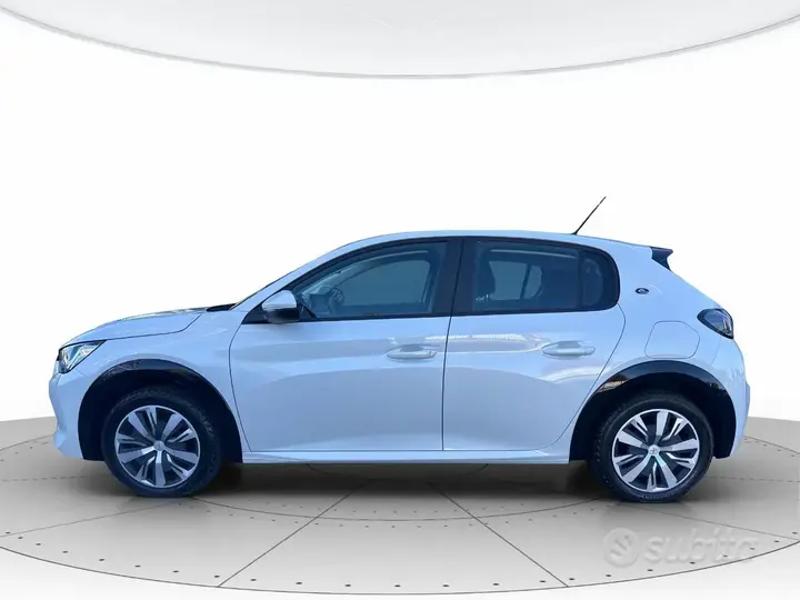 Peugeot E-208 2021 photo 2