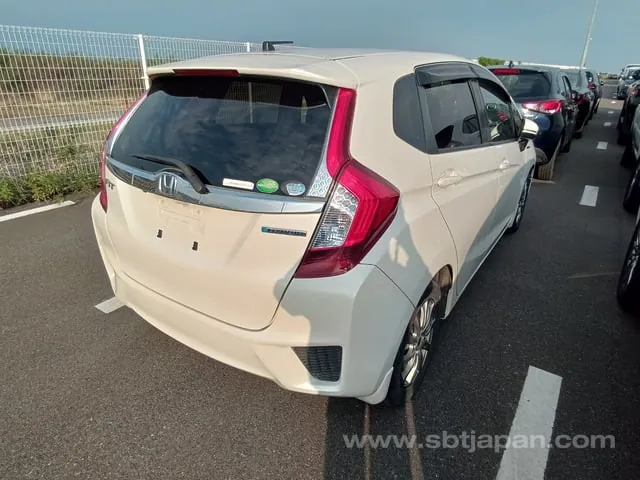 Honda Fit 2016 photo 4