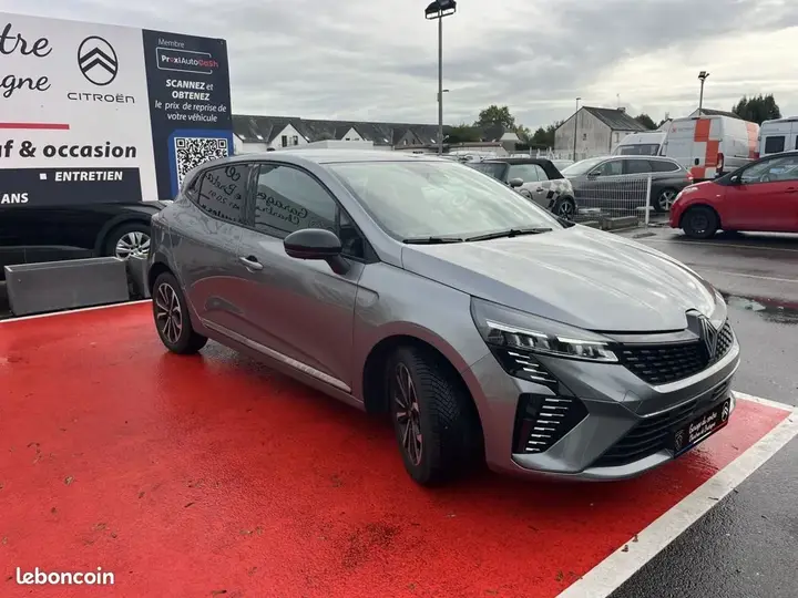 Renault Clio 2025 photo 3