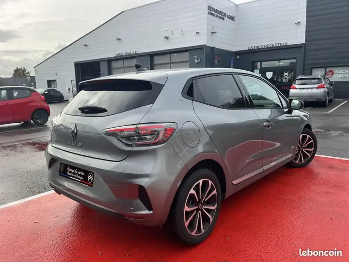 Renault Clio 2025 photo 5