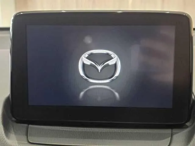 Mazda Demio 2018 photo 4